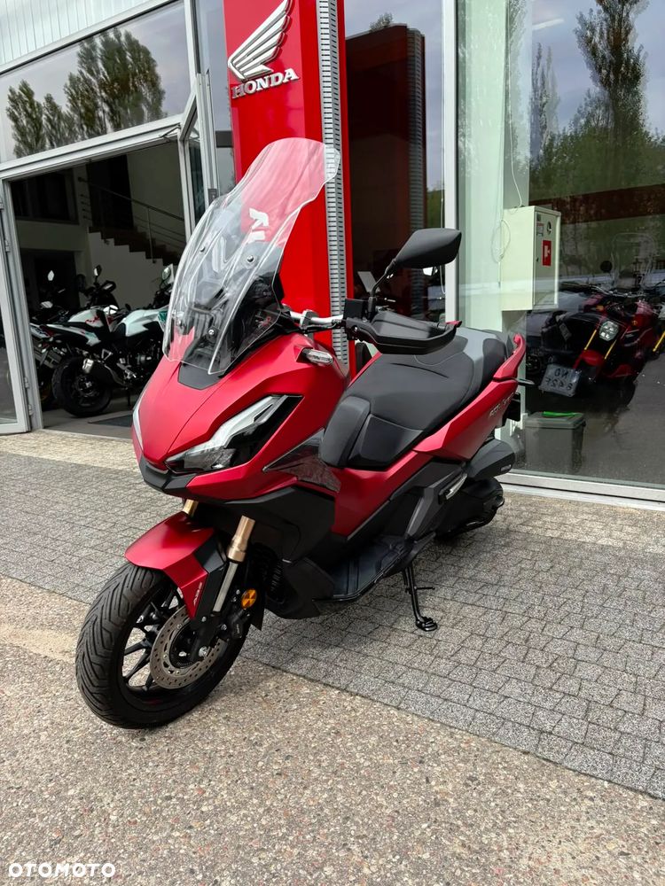 Honda ADV350 - 2