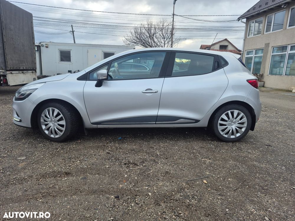 Renault Clio Energy dCi 90 Start & Stop LIMITED 2018 - 12