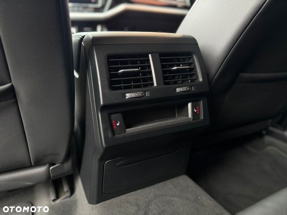 Volkswagen Touareg 3.0 V6 TDI SCR 4Mot Elegance - 11