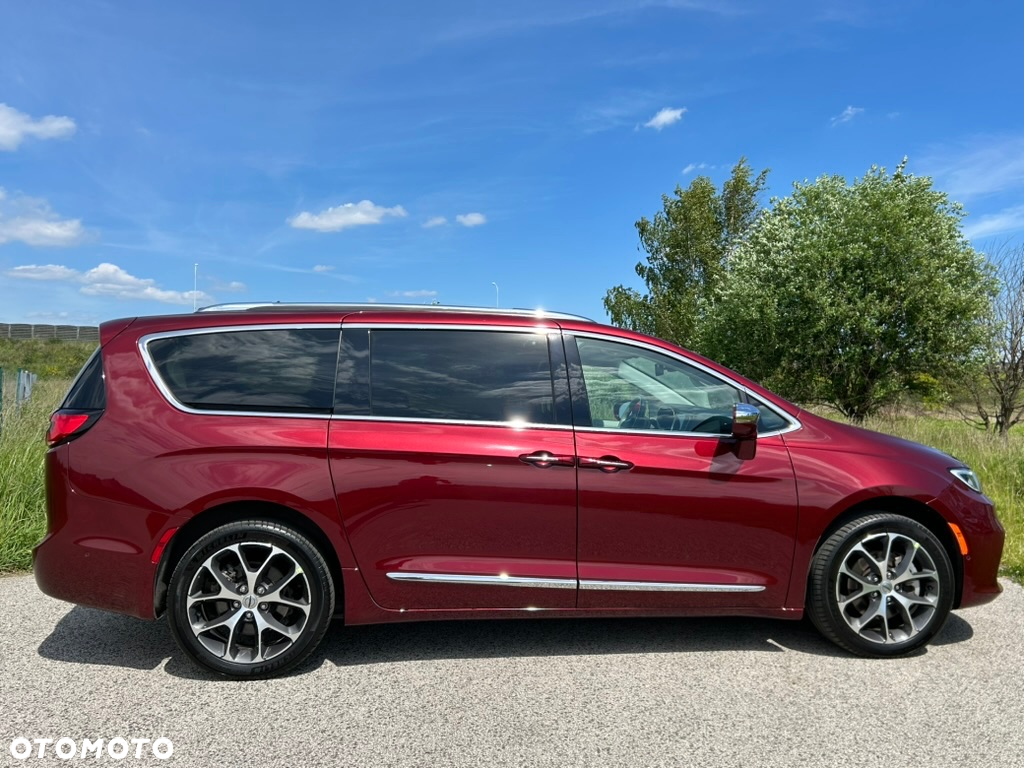 Chrysler Pacifica - 14