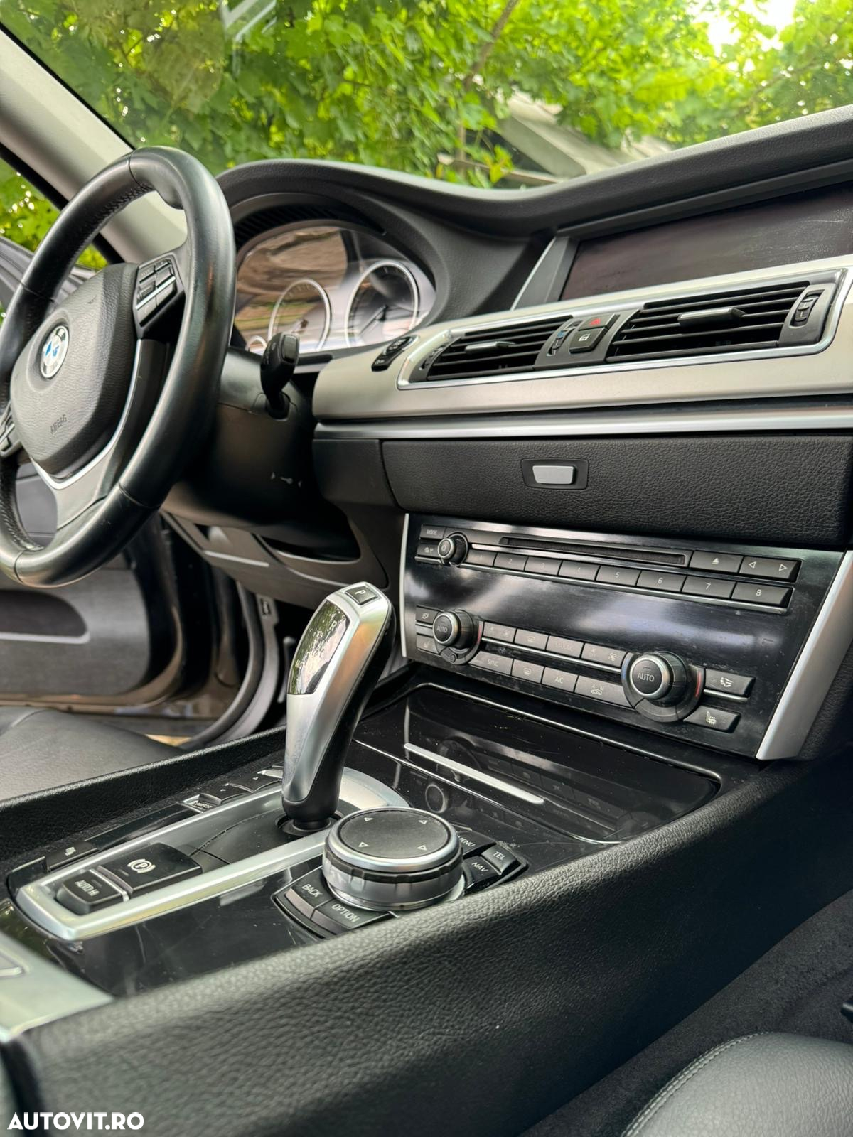 BMW Seria 5 520d - 5