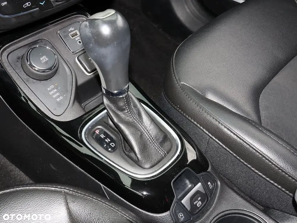 Jeep Compass - 16