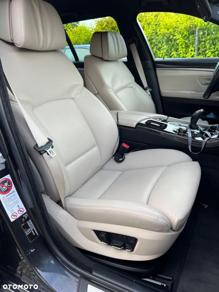 BMW Seria 5 525d xDrive Sport-Aut Modern Line - 8