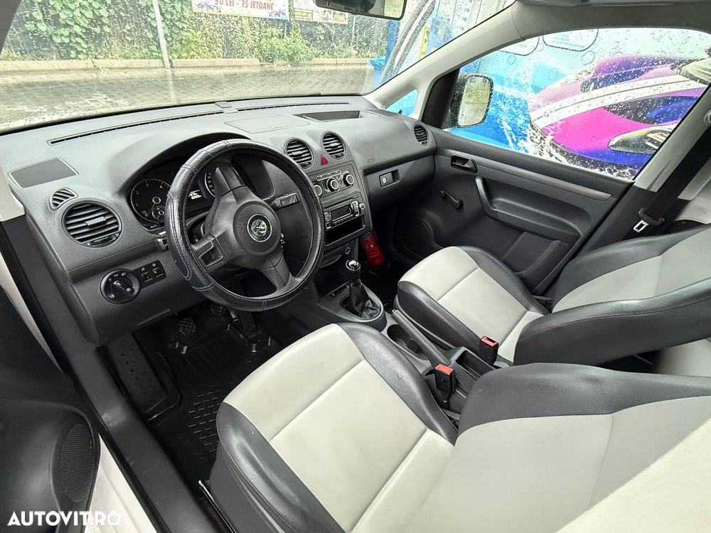 Volkswagen Caddy - 12