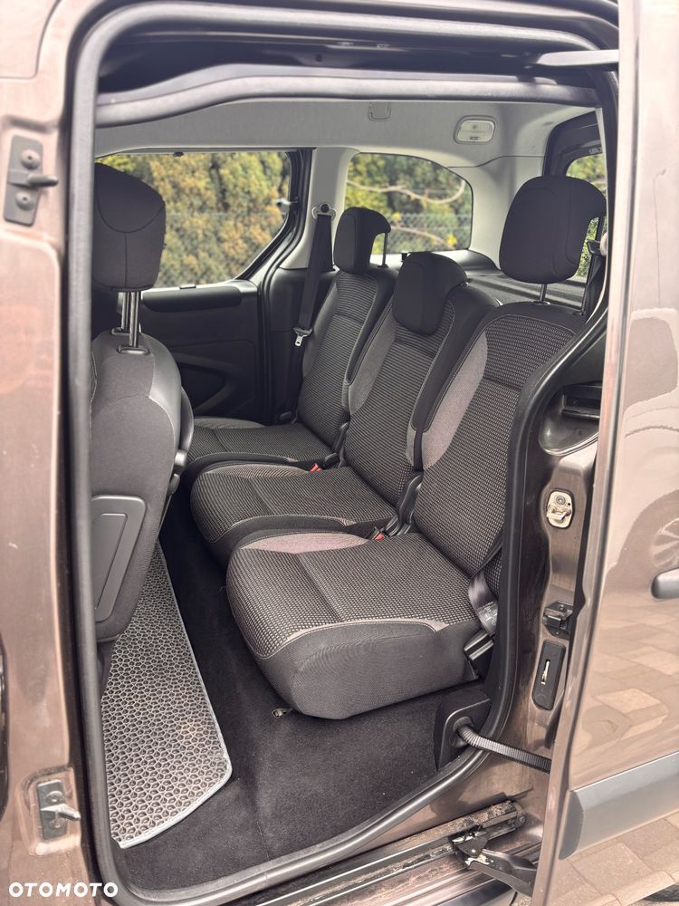 Peugeot Partner 1.6 BlueHDi Outdoor S&S - 19
