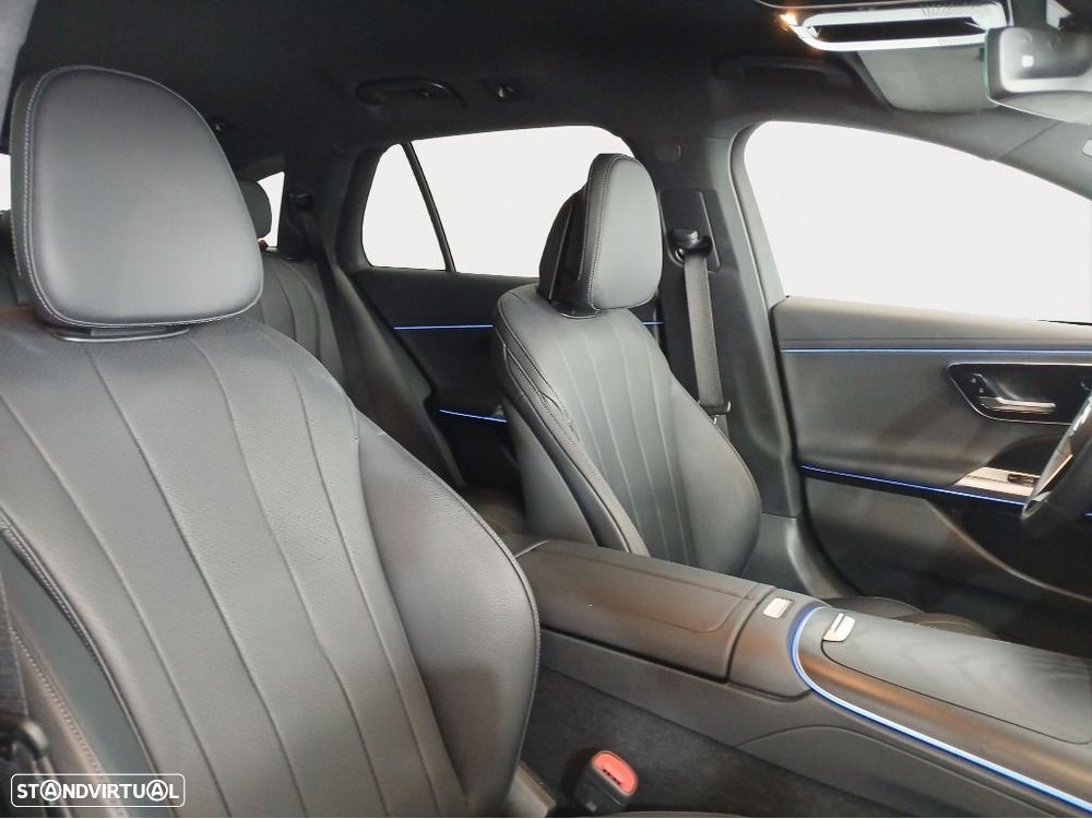 Mercedes-Benz E 220 - 13