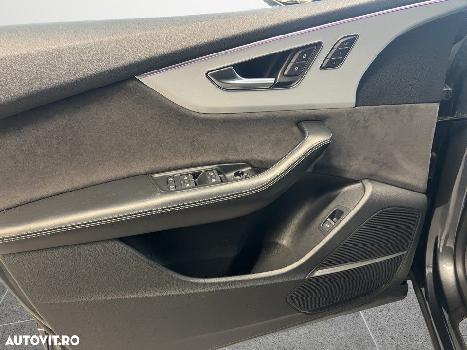 Audi Q8 50 TDI quattro Tiptronic MHEV - 12