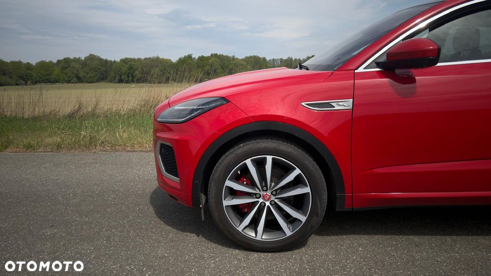 Jaguar E-Pace 2.0 D200 mHEV AWD R-Dynamic SE - 2