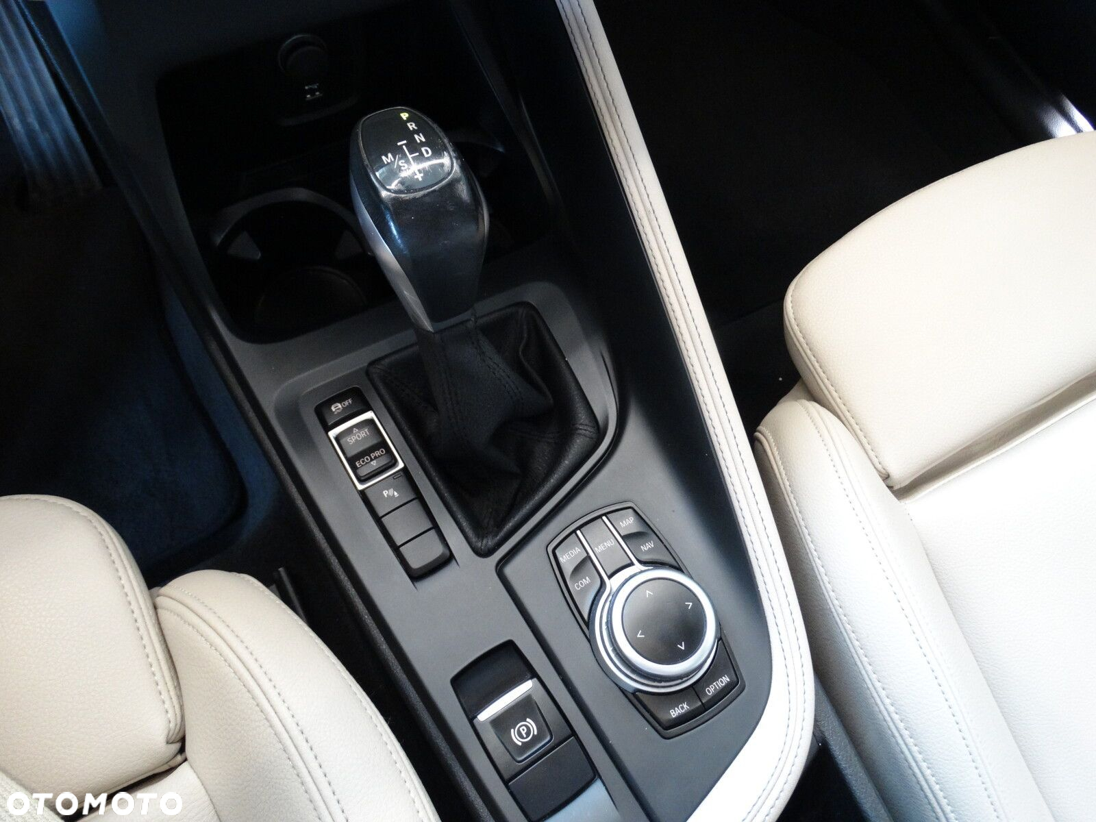 BMW X1 - 26