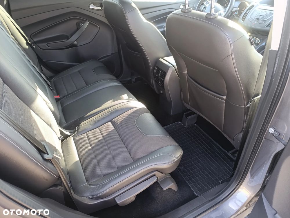 Ford Kuga 2.0 TDCi 2x4 Trend - 11