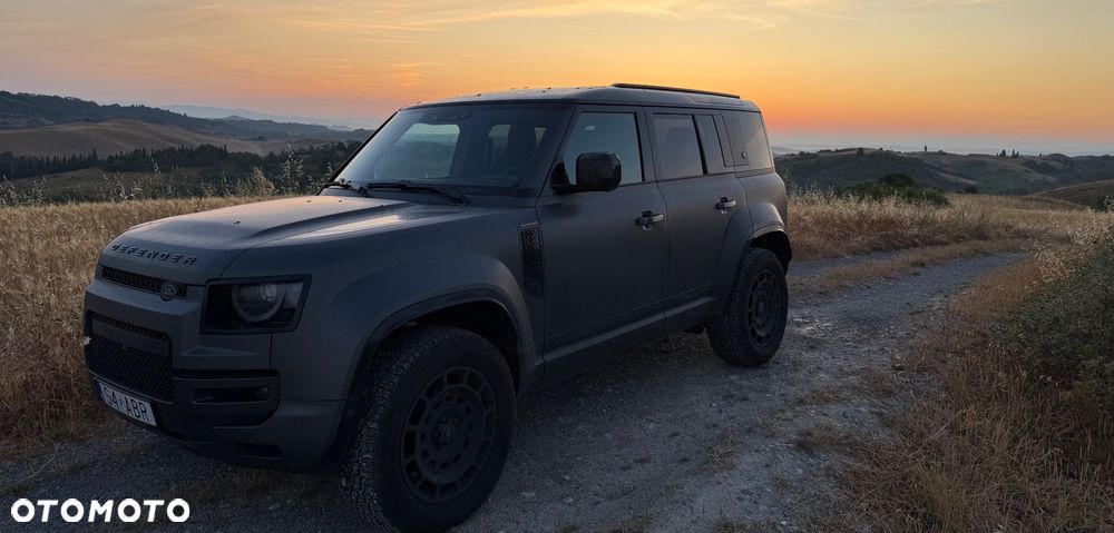 Land Rover Defender 4.4 P635 V8 mHEV Octa Edition One - 2