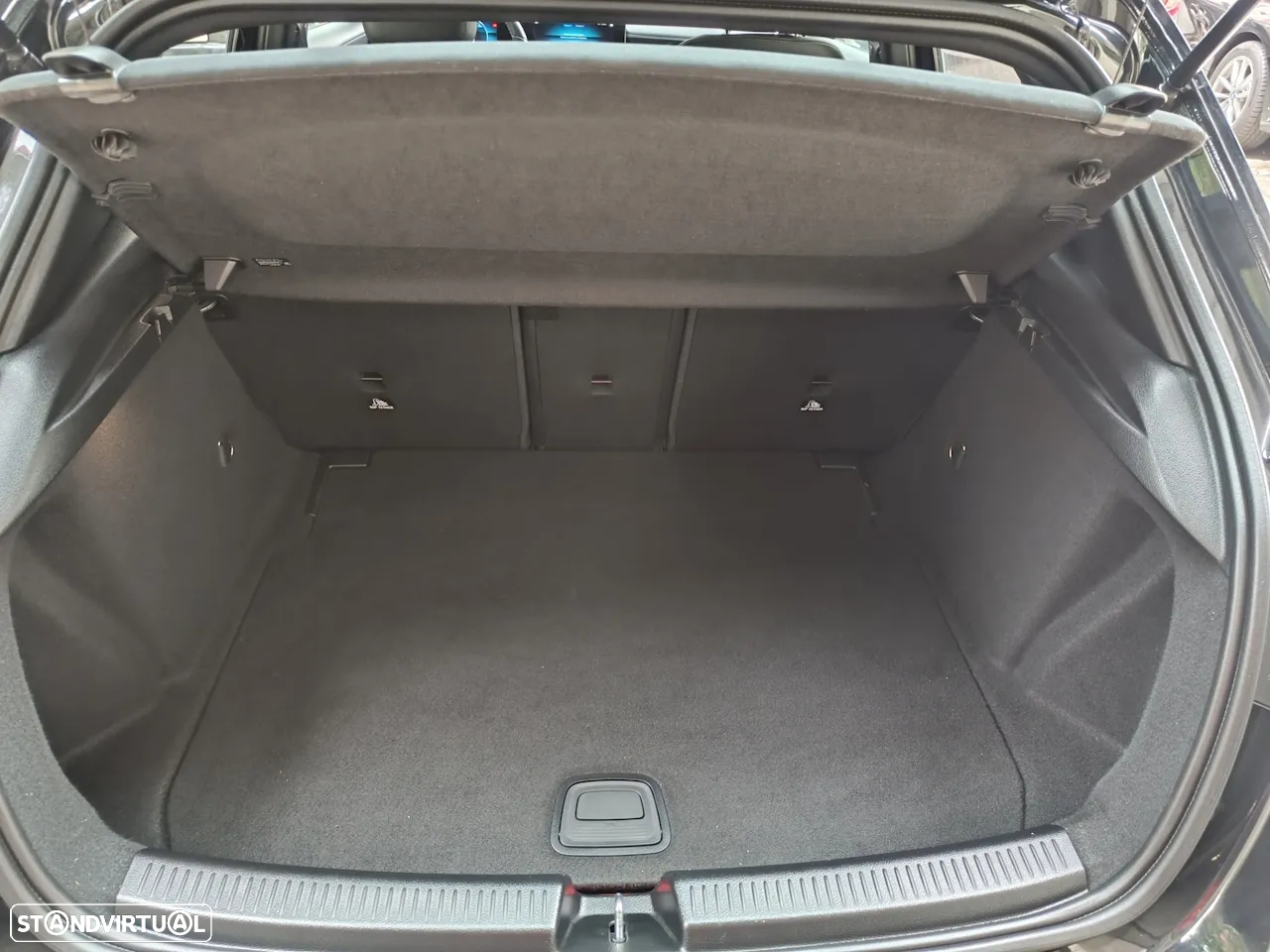 Mercedes-Benz A 200 7G-DCT Progressive - 34
