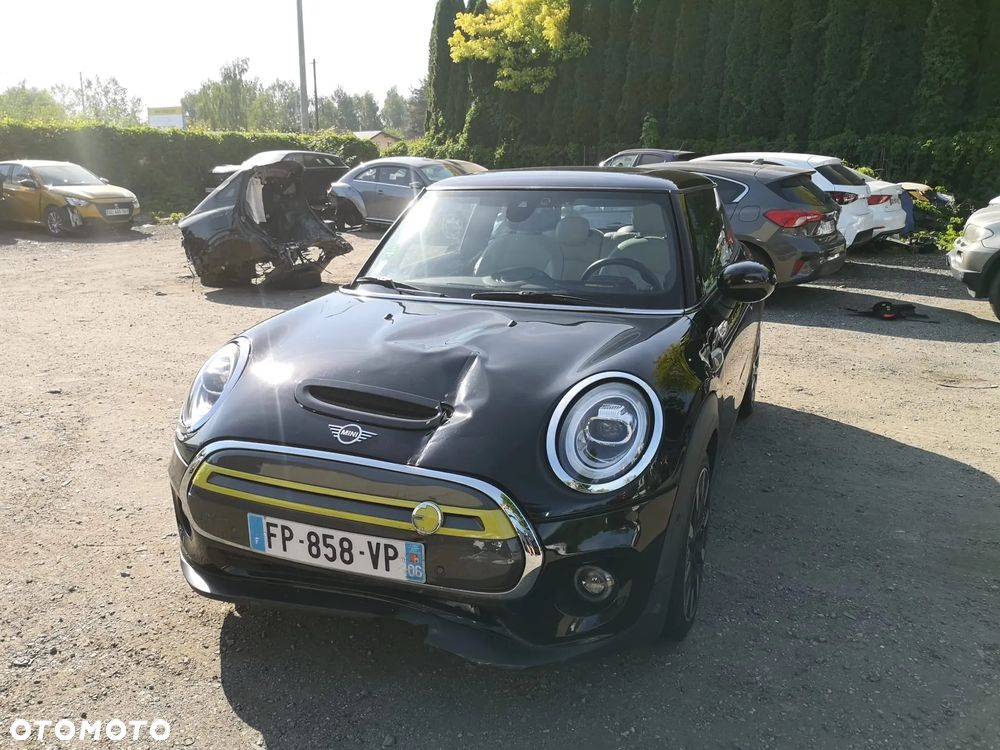 MINI Cooper SE - 2