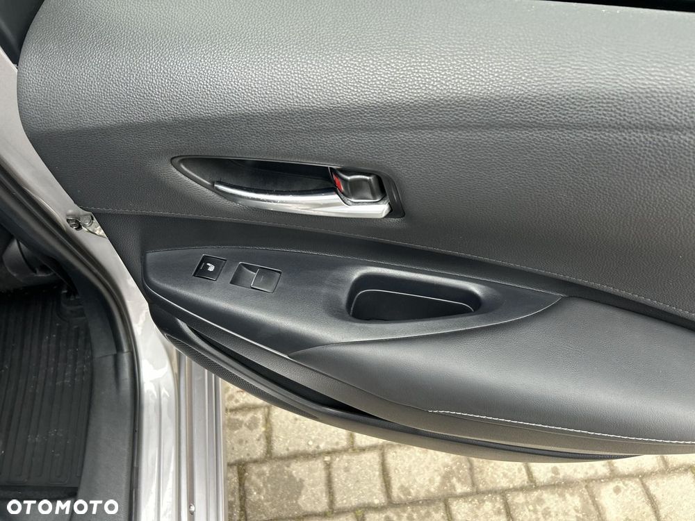 Toyota Corolla 1.6 Executive - 28