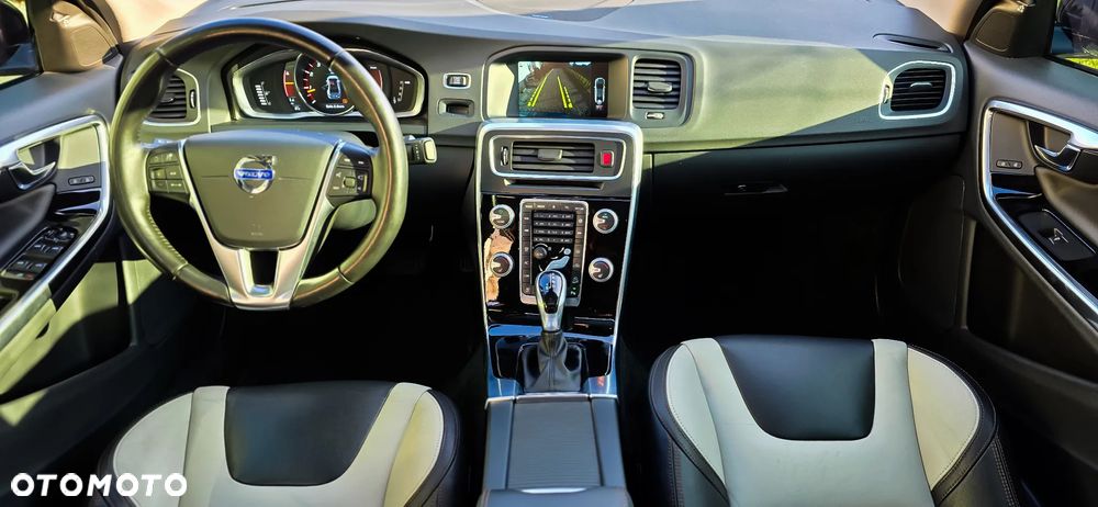 Volvo S60 T5 AWD Summum - 25