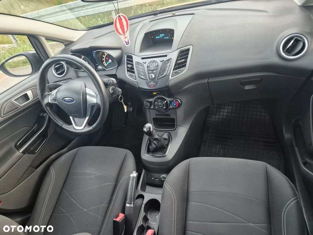 Ford Fiesta 1.25 Trend EU6 - 10