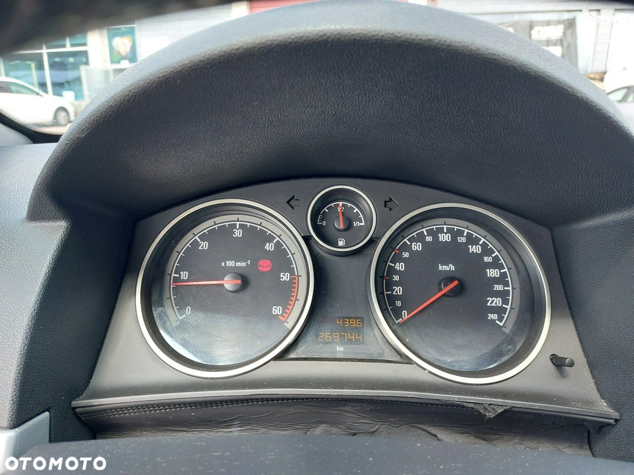 Opel Astra GTC 1.9 CDTI Cosmo - 15