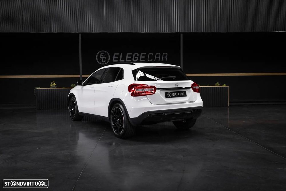 Mercedes-Benz GLA 180 - 13