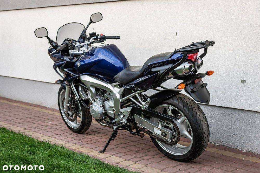 Yamaha FZ - 5