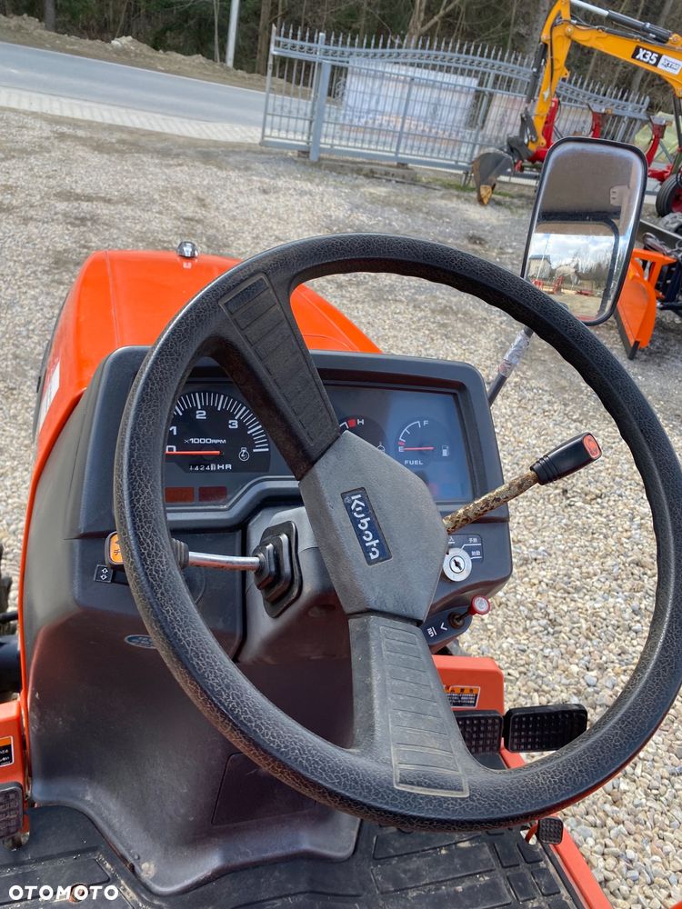 Kubota GT 21 Mini Traktor KUBOTA 4x4 - 12