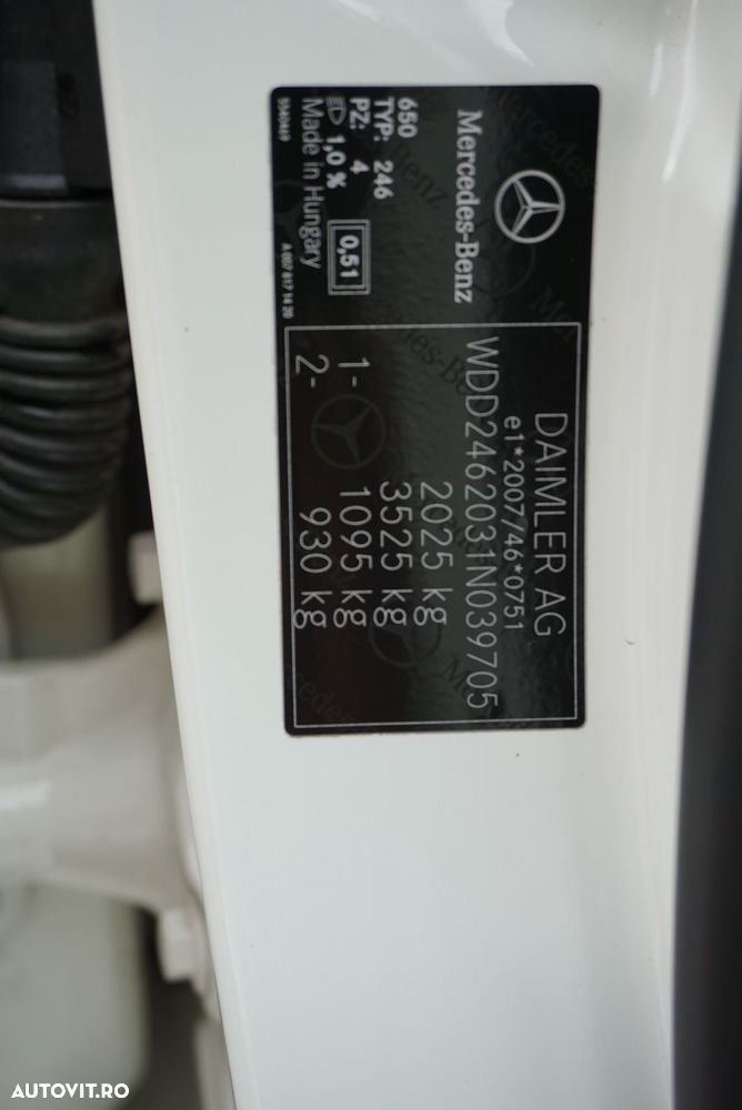 Mercedes-Benz B - 20