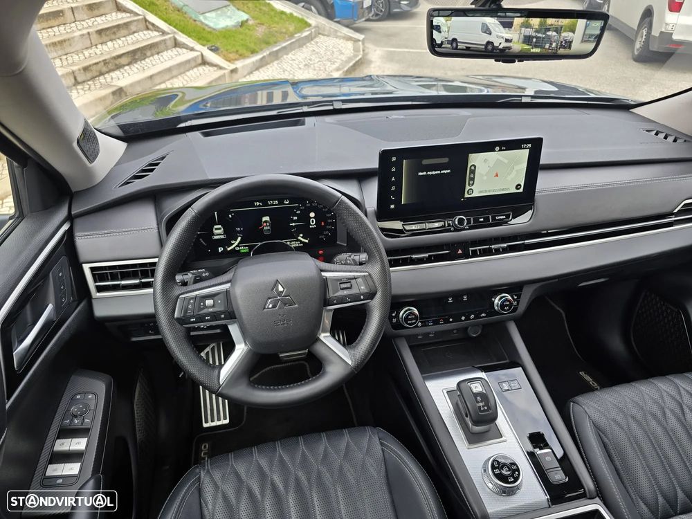 Mitsubishi Outlander 2.4 PHEV Instyle - 27