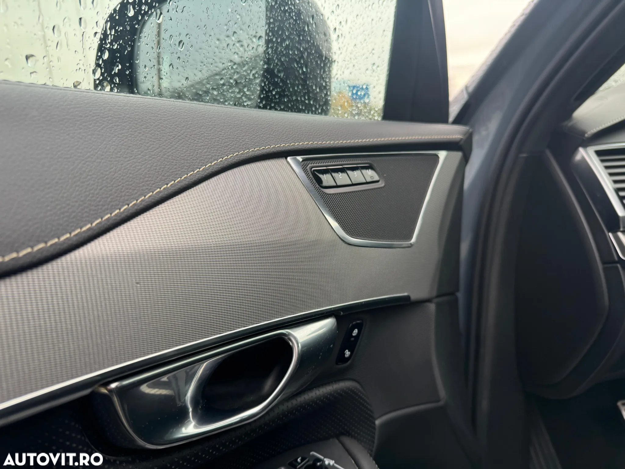 Volvo XC 90 T8 AWD Recharge Geartronic RDesign - 13