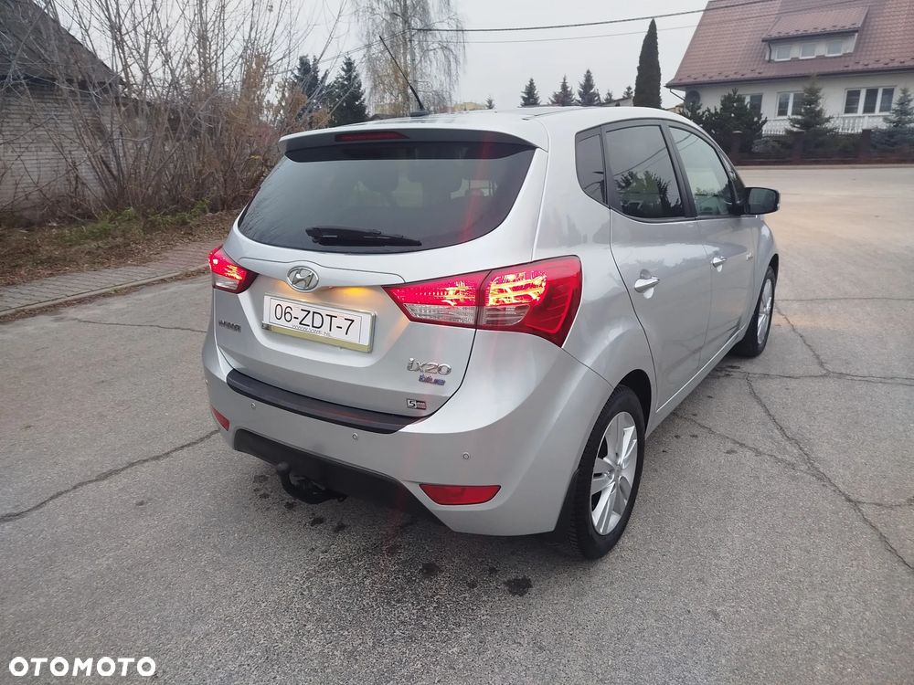 Hyundai ix20 1.4 blue YES Plus - 35