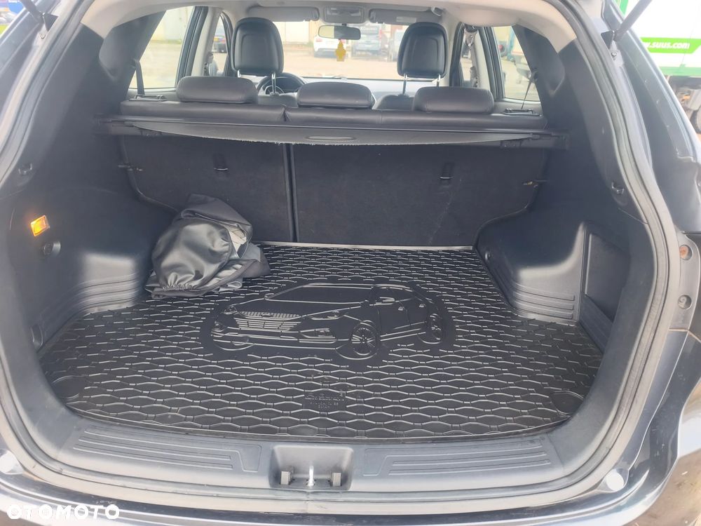 Hyundai ix35 2.0 Premium 2WD - 18