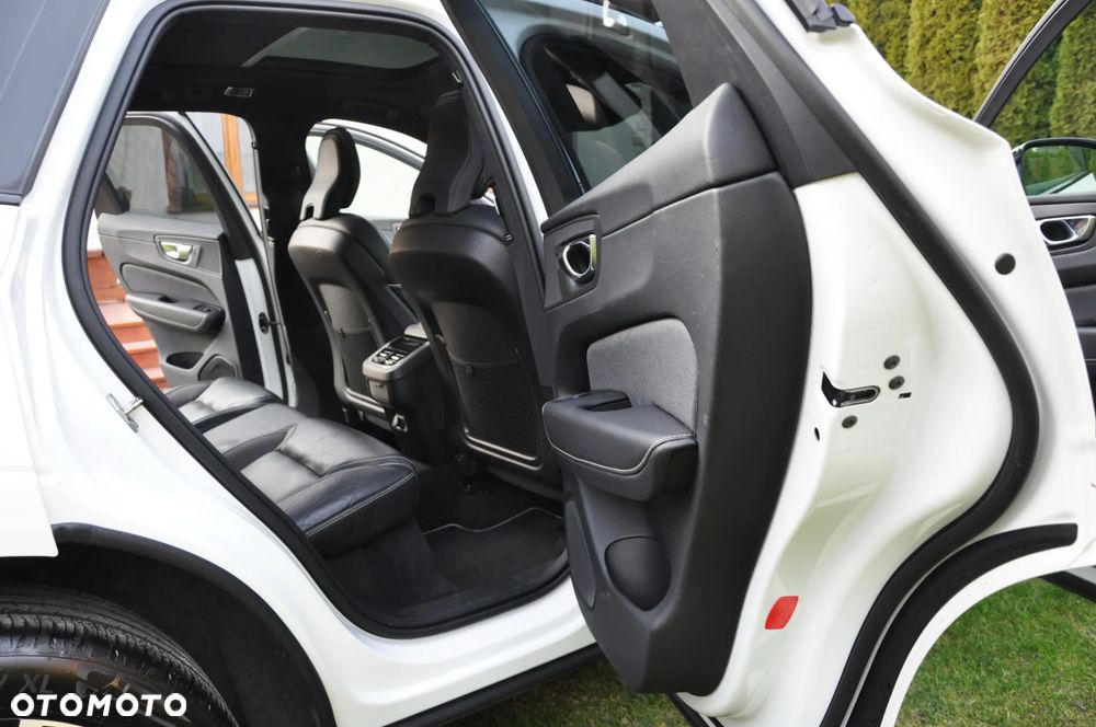 Volvo XC 60 D4 Geartronic RDesign - 9