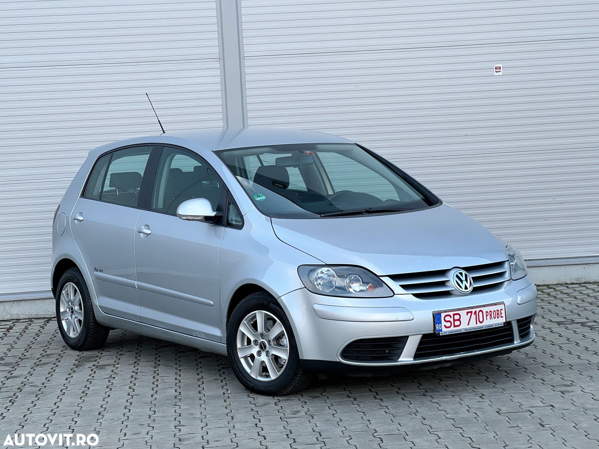 Volkswagen Golf Plus 1.9 TDI Comfortline DSG - 1
