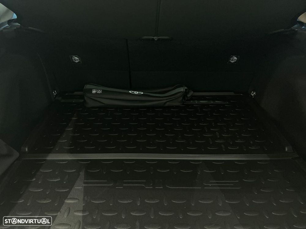 Toyota C-HR - 11