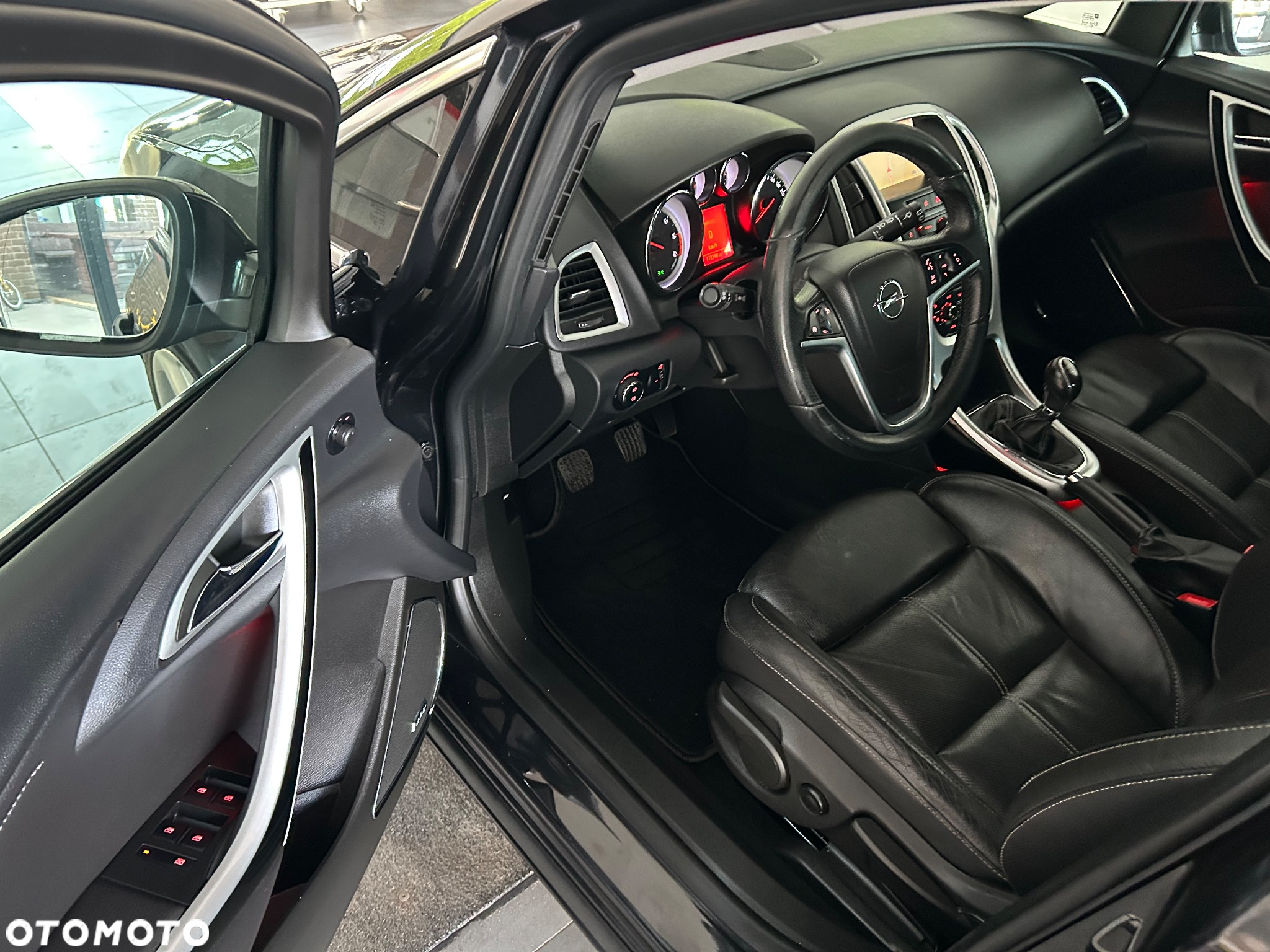 Opel Astra 2.0 CDTI ecoFLEX Start/Stop Exklusiv - 17