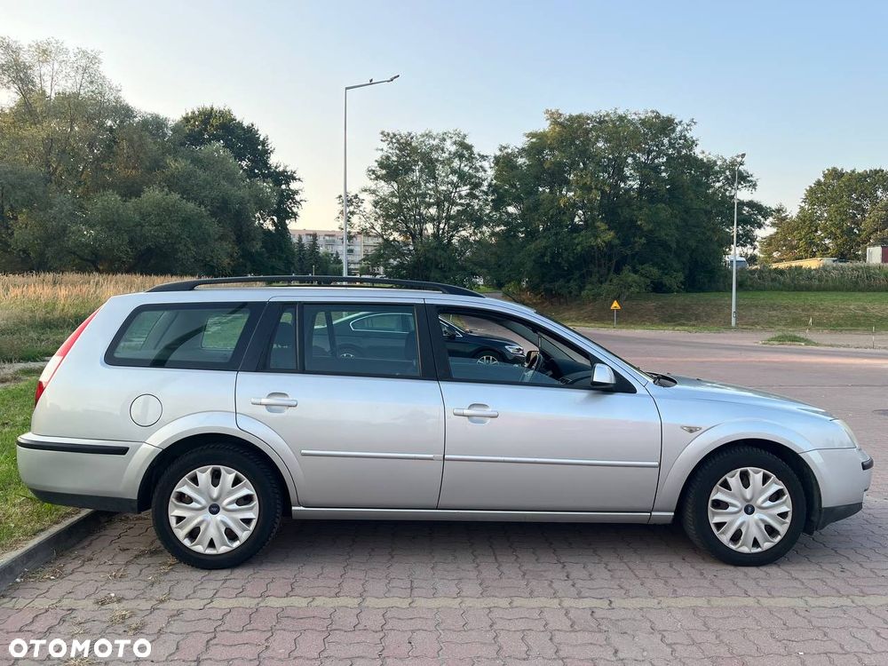 Ford Mondeo - 4