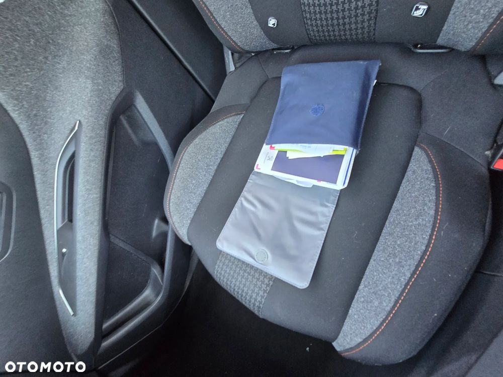 Peugeot 3008 - 9
