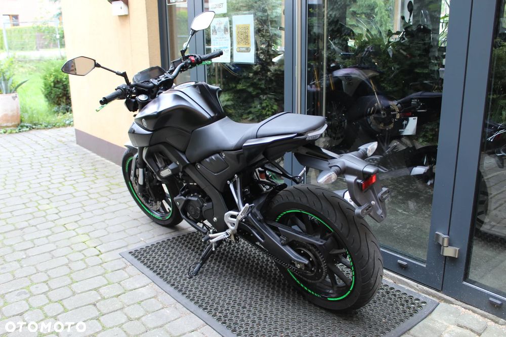 Yamaha MT - 5