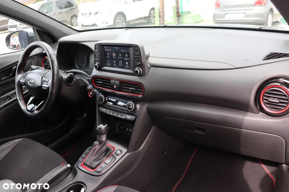 Hyundai Kona 1.6 T-GDI Premium DCT - 9