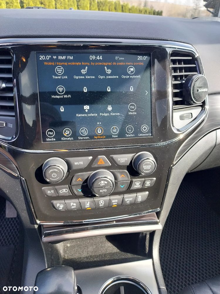 Jeep Grand Cherokee - 10