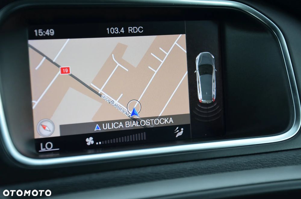 Volvo V40 D2 Kinetic - 23