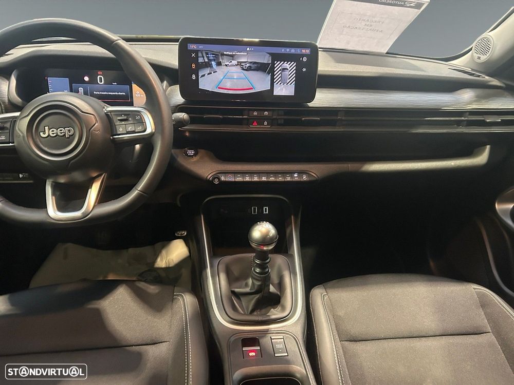 Jeep Avenger 1.2 GSE T3 Altitude - 11