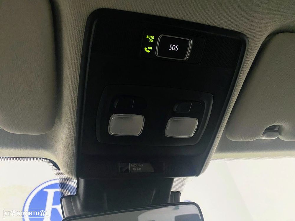 Renault Clio 1.0 TCe Limited Bi-Fuel - 29