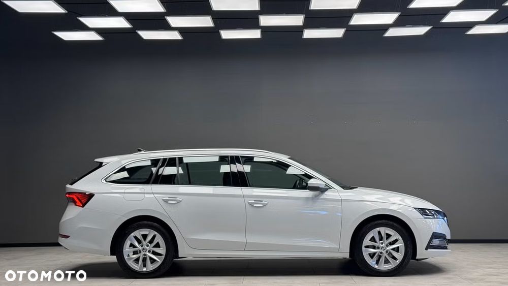 Skoda Octavia 2.0 TDI Selection DSG - 4