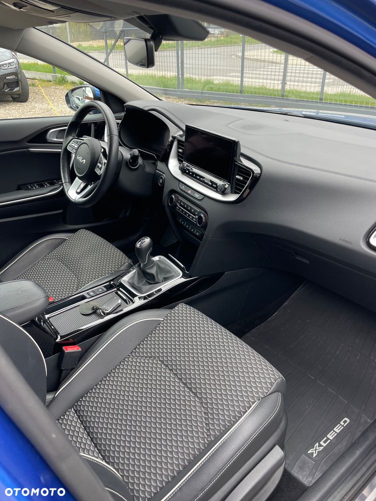 Kia XCeed - 8