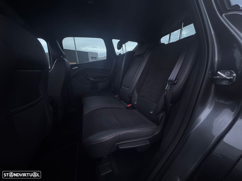 Ford Kuga 1.5 TDCi EcoBlue ST-Line X - 28