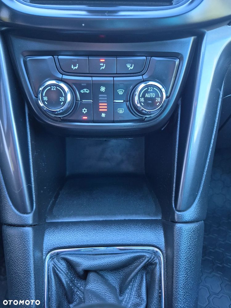 Opel Zafira 1.4 Turbo (ecoFLEX) Start/Stop Active - 23
