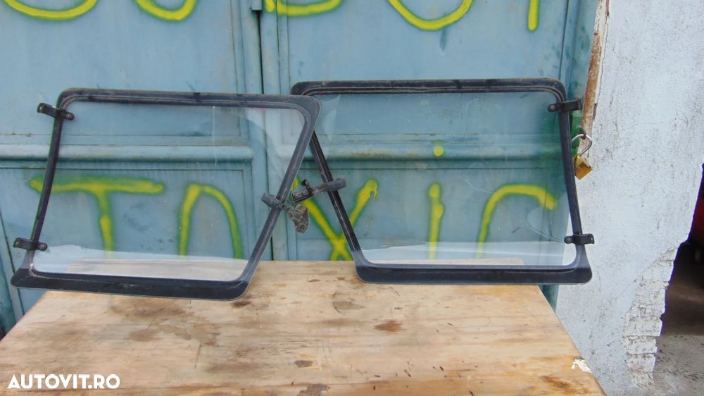 Geamuri spate stanga/dreapta Daihatsu Feroza hard top an 1994 - 4