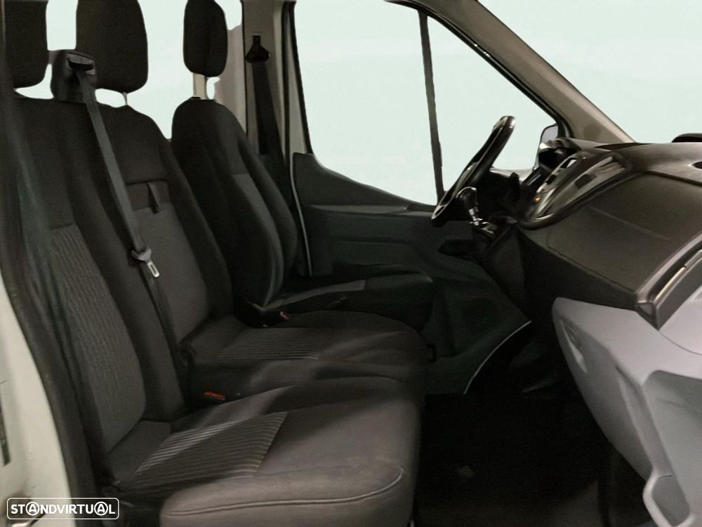 Ford Transit - 13