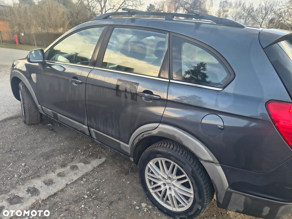Chevrolet Captiva 2.4 4WD 7 Sitzer LT - 5
