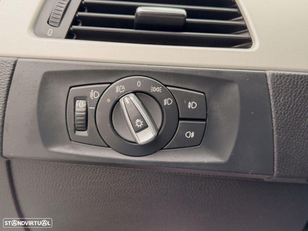 BMW 320 d Navigation - 31