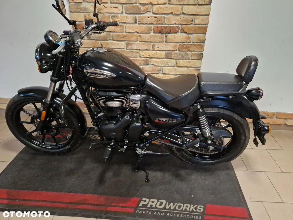 Royal Enfield Meteor - 7